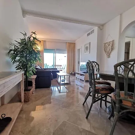 Piso Con Piscina A 1 Min Playa * Estepona