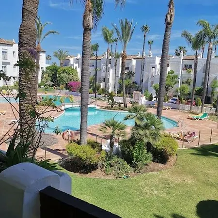 Piso Con Piscina A 1 Min Playa * Estepona